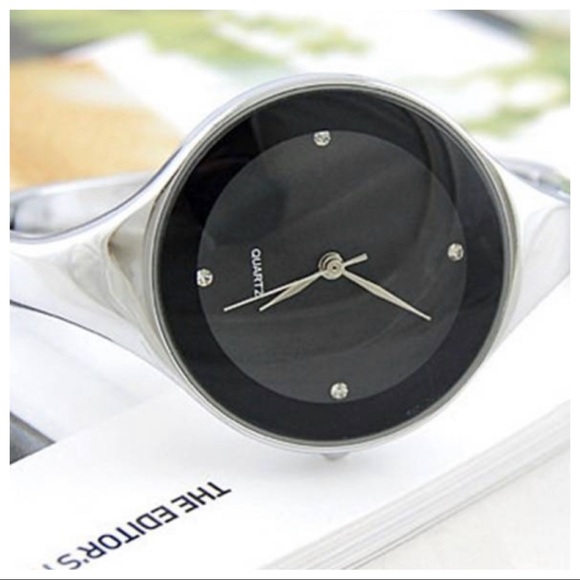 Chic Stylish Bangle Wristwatch - Picture 6 of 7